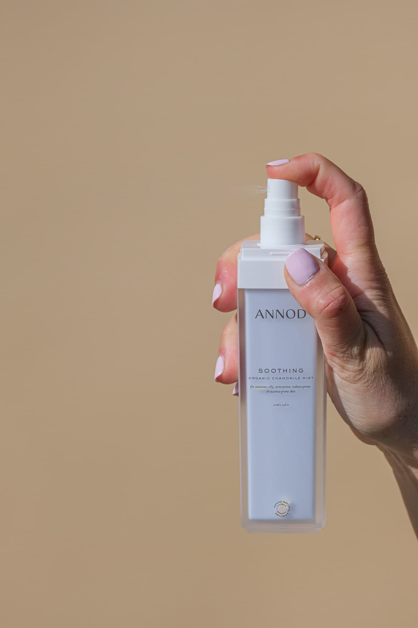 Soothing Organic Chamomile Mist - Image 3